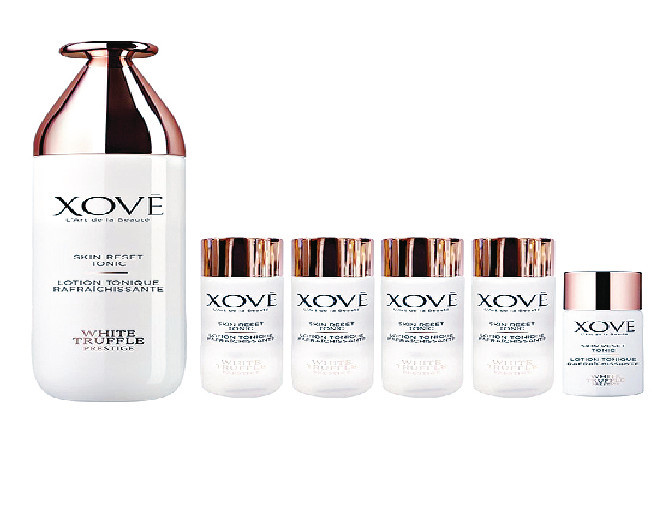 ■新店期間限定推出白松露防禦修護活膚水增量套裝，優惠  價$580。