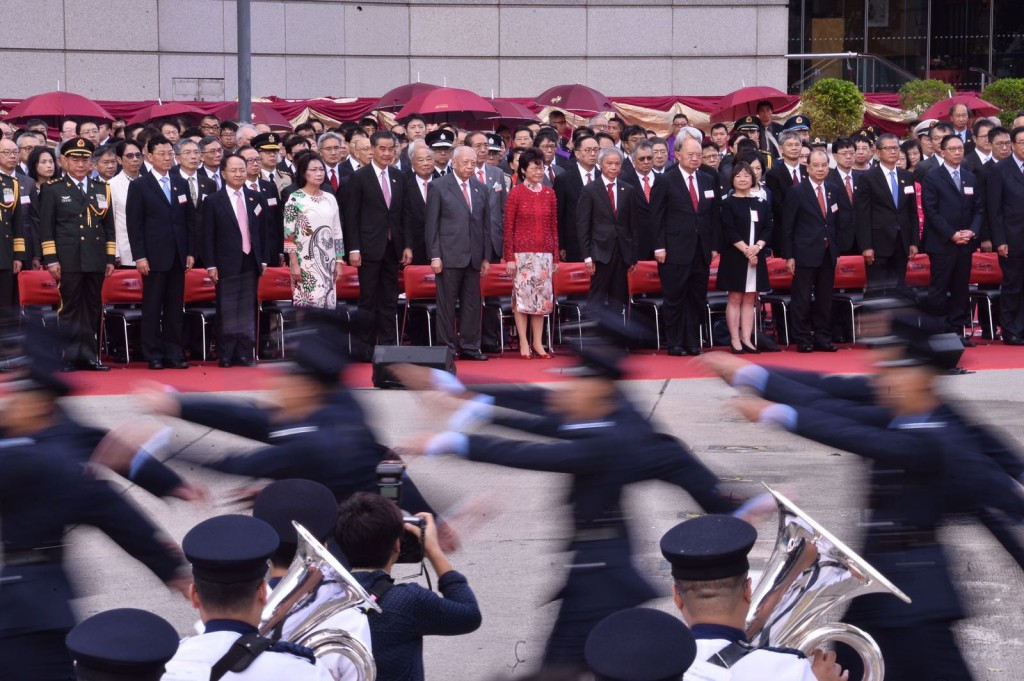 兩位前特首董建華和梁振英出席儀式。