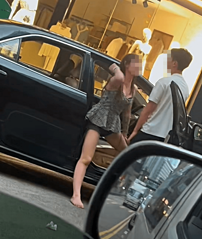 一對情侶曾在場發生爭執。fb：車cam L（香港群組）