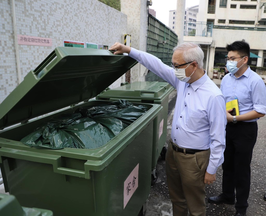 政府明日（27日）将公布垃圾收费路向。