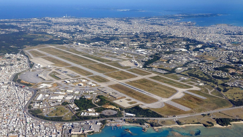 沖繩駐日美軍士兵涉擅闖小學 尾隨女童並搭話被逮捕。路透社