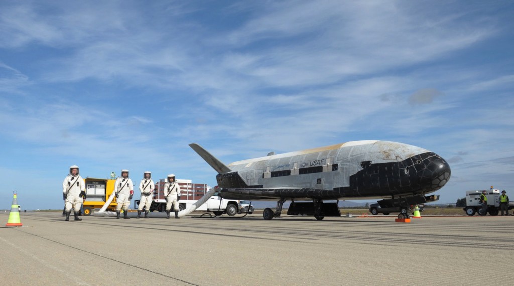 美國X-37B無人太空穿梭機。