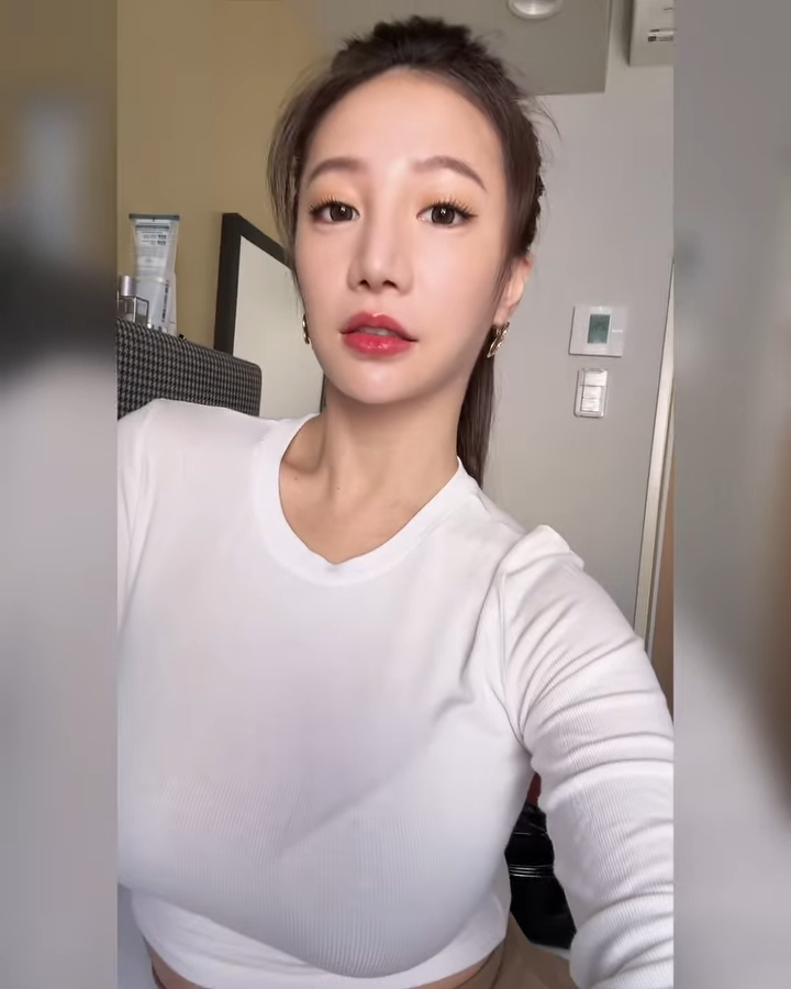 林采緹身材好好。 林采緹身材好好。