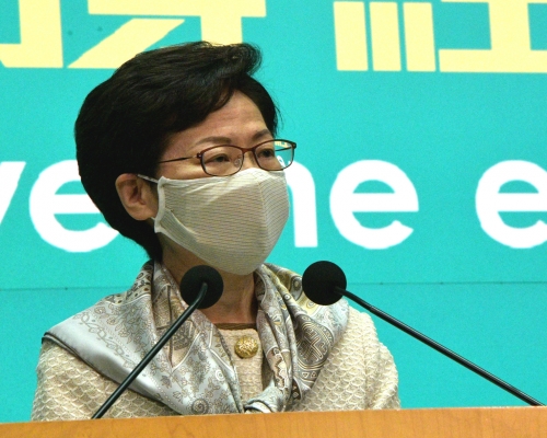 林鄭月娥傍晚晤傳媒回應監警會審視報告。資料圖片