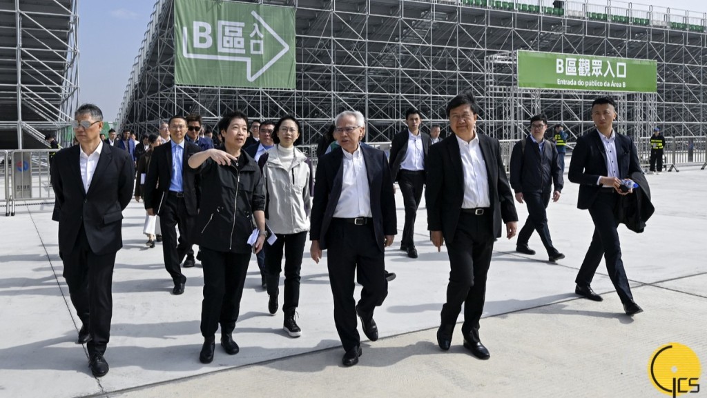 行政長官岑浩輝視察「澳門戶外表演區」,檢視相關演練安排。澳門新聞局