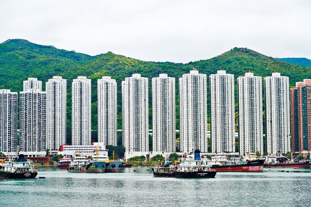 據本報追蹤20個指標屋苑單位估價，於4月共有19個單位估價按月報升。