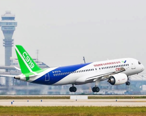 中國商用飛機公司負責研製中國的C919客機。中國商用飛機網頁圖片