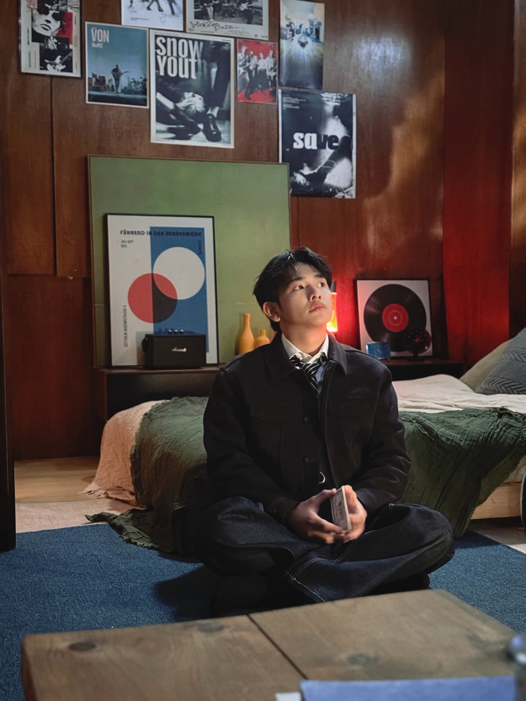 Jacky Fan直言《淚光萬歲》MV去回顧過去四年的生活。