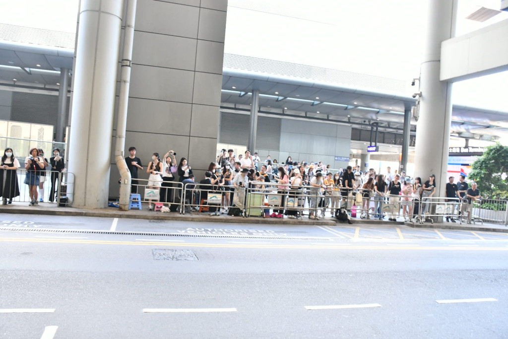 閘口對面都有MINGYU Fans! 閘口對面都有MINGYU Fans!