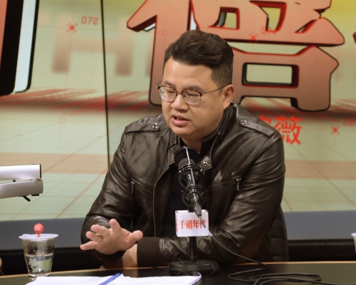 尹兆堅擔心放寬按揭會令市民「接火棒」。 資料圖片