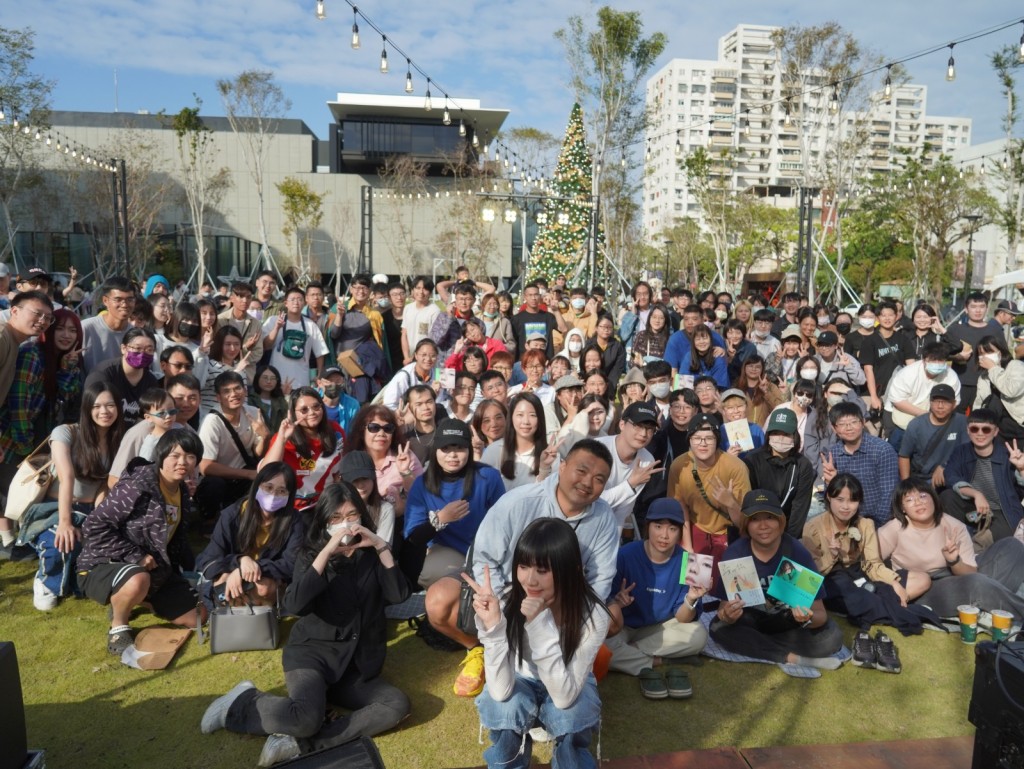 「創作才女」白安日前發行第五張個人唱作專輯《星期八》。 「創作才女」白安日前發行第五張個人唱作專輯《星期八》。