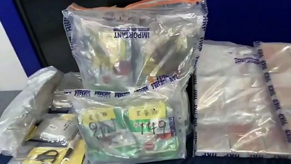 警方在青龍頭一單位內檢獲的毒品。圖:警方提供