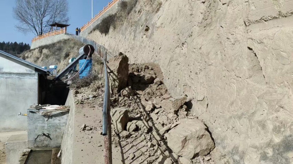 甘肅甘南藏族自治州迭部縣發生5.5級地震。 中新社