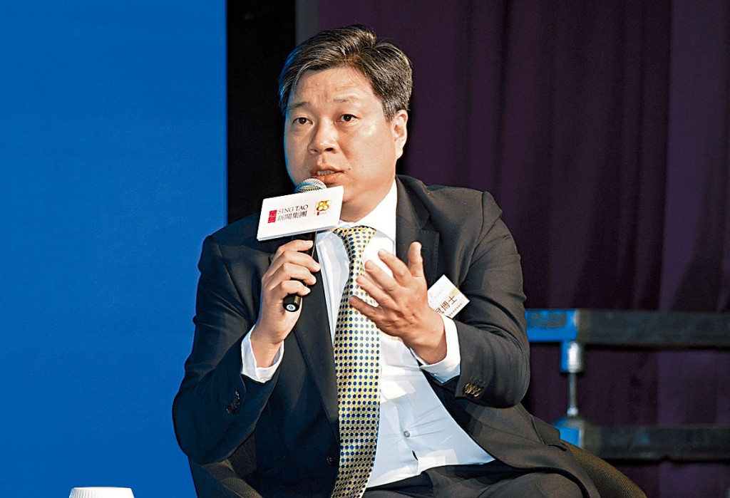 朱海斌指出,近年港股整體表現相對不理想,歐美資金在港配置呈下降趨勢。
