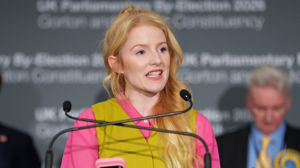 左翼绿党候选人汉娜·斯宾塞胜出大曼彻斯特「戈顿及丹顿」选区补选。美联社