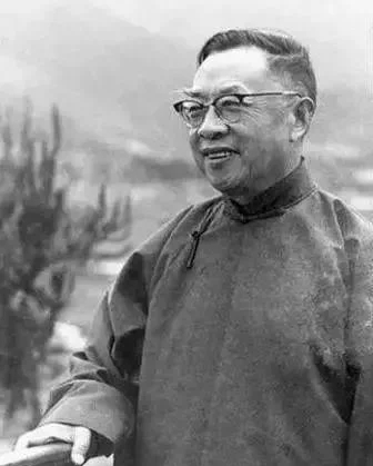 錢穆曾被毛澤東點名「反動文人」。