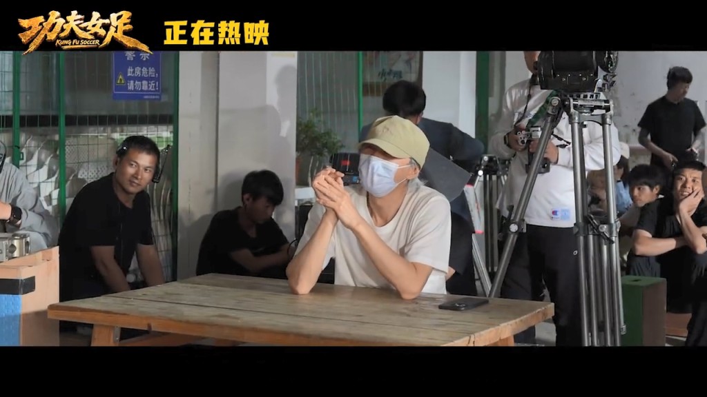 熟口熟面的一幕。
