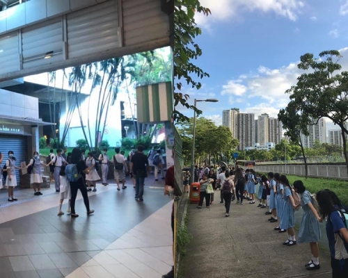 大埔學生組人鏈，橫跨港鐵站大堂。Phoenix Mok‎及KH Chui‎圖片