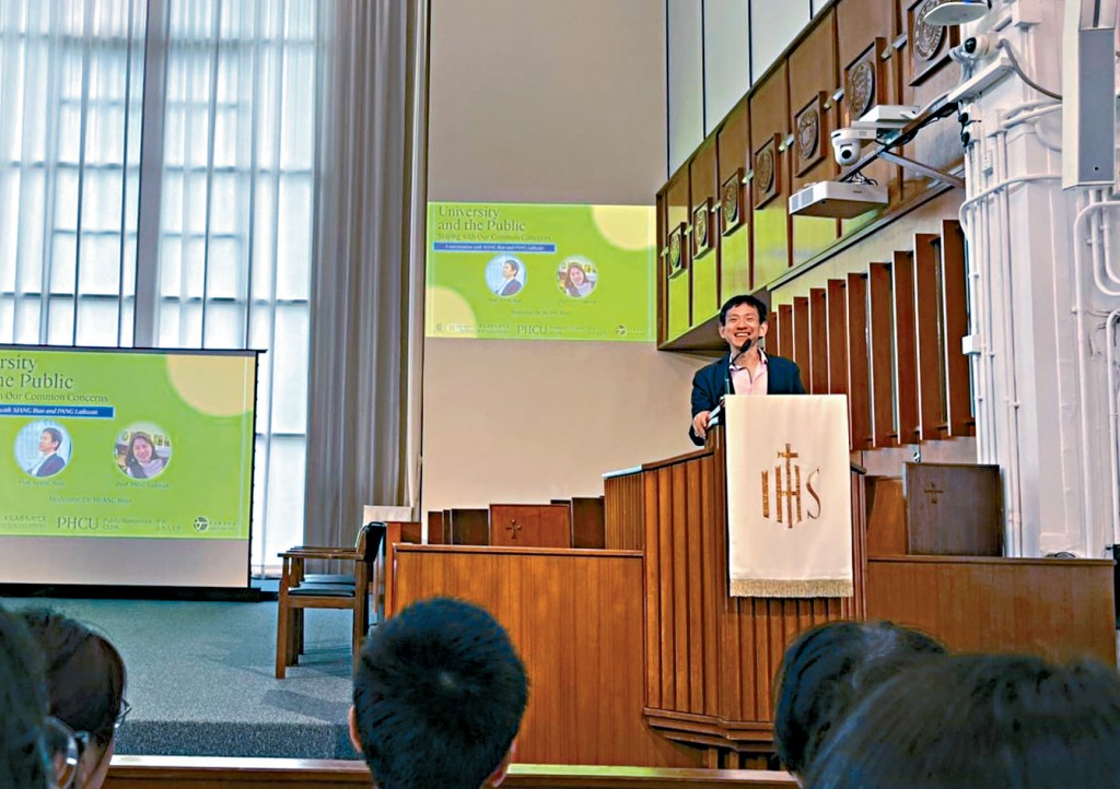 項飆演講風格接地氣，受到內地年輕人歡迎，儘管知名度極高，卻毫無架子。