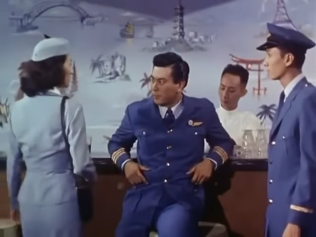 喬宏曾在1959演出《空中小姐》。