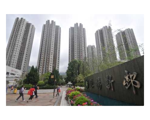 首置客668萬購綠楊新邨。