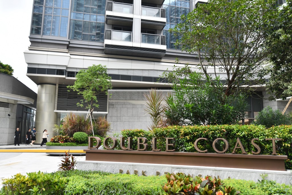 DOUBLE COAST III周五先到先得售5伙。 DOUBLE COAST III周五先到先得售5伙。