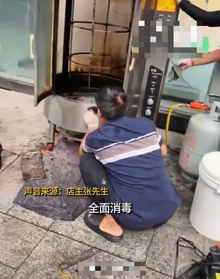 店鋪做全面消毒。荔枝新聞