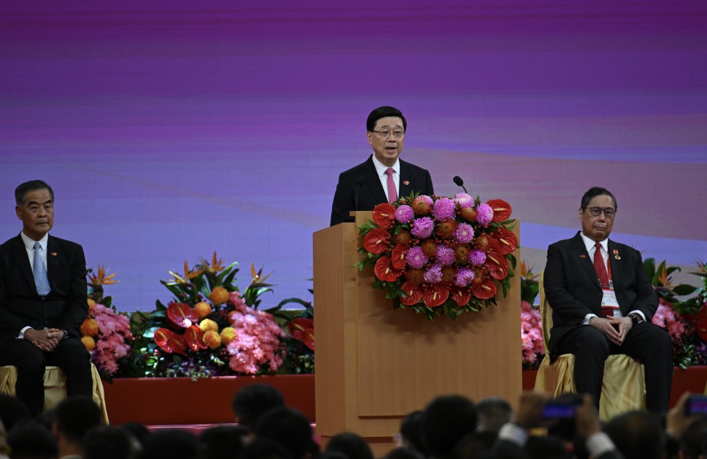 李家超致辭。蘇正謙攝 李家超致辭。蘇正謙攝