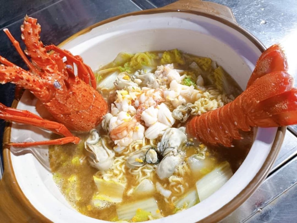 网民上载自家制龙虾美吃（图三）。fb「香港街市鱼类海鲜研究社」图片
