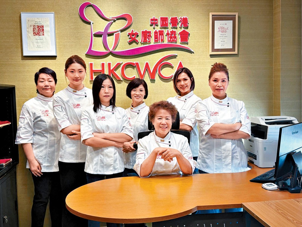 全港首個女性廚師組織「中國香港女廚師協會」將在本月底成立，協會指目前已有30多名會員。