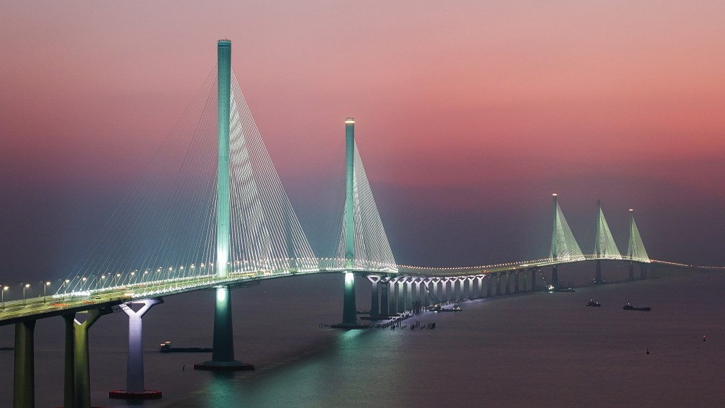 黃茅海跨海通道高欄港大橋和黃茅海大橋。新華社