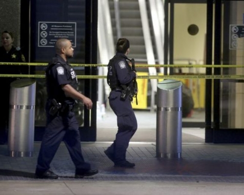 美國警方正調槍擊的犯案動機。