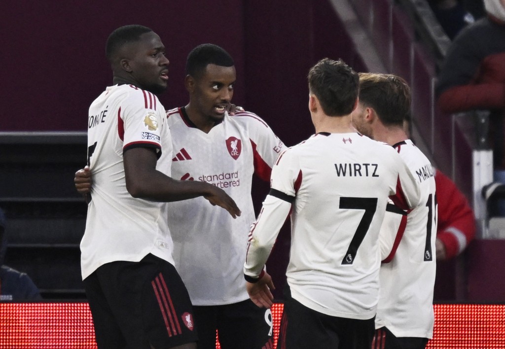 伊沙克英超開齋。路透社