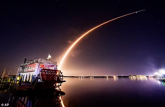 SpaceX的星鏈提供覆蓋全球的高速互聯網接入服務。網圖