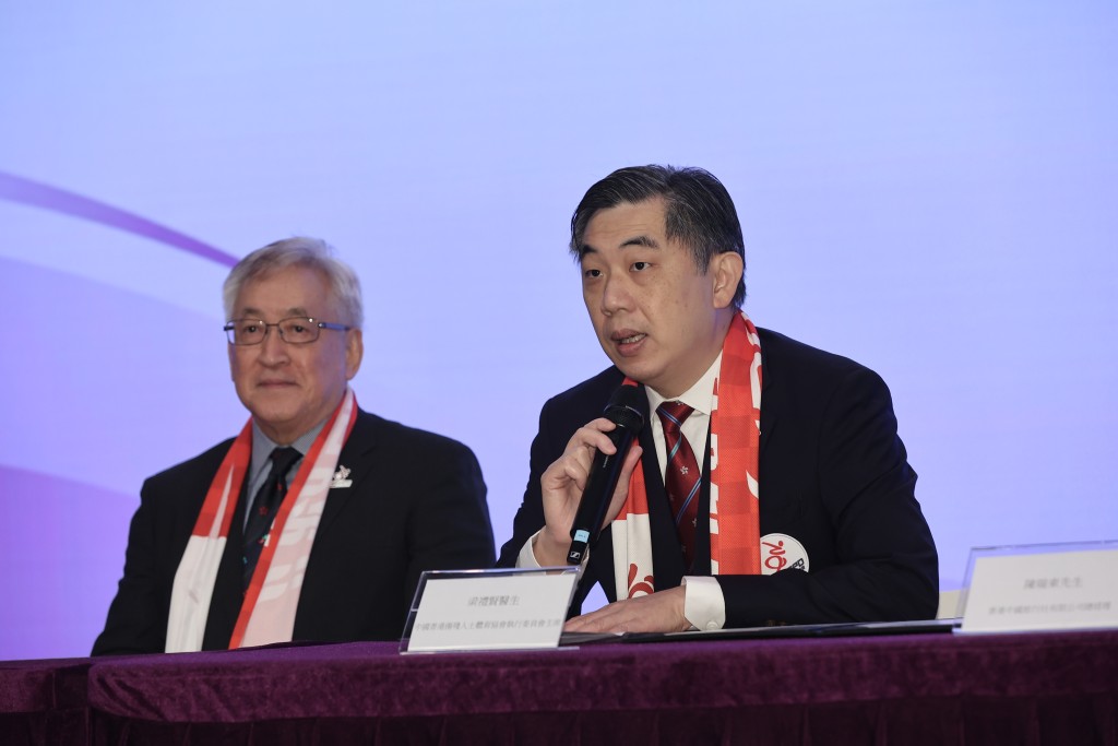 中國香港傷殘人士體育協會執行委員會主席梁禮賢致歡迎辭。