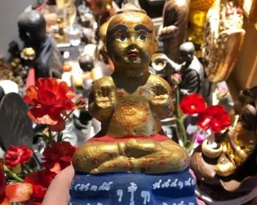 內地初中生興起供養「古曼童」，律師指賣家或已違法。(網圖)