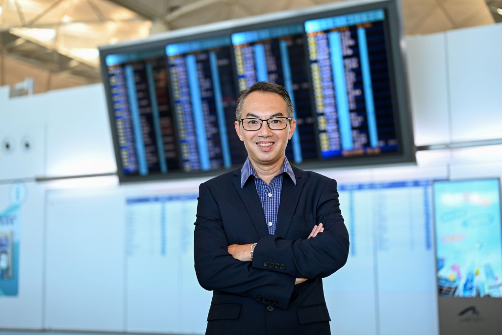  李浩峰表示，冀藉今次「世界航線發展大會2025」吸引更多長途航線回歸香港。劉駿軒攝
