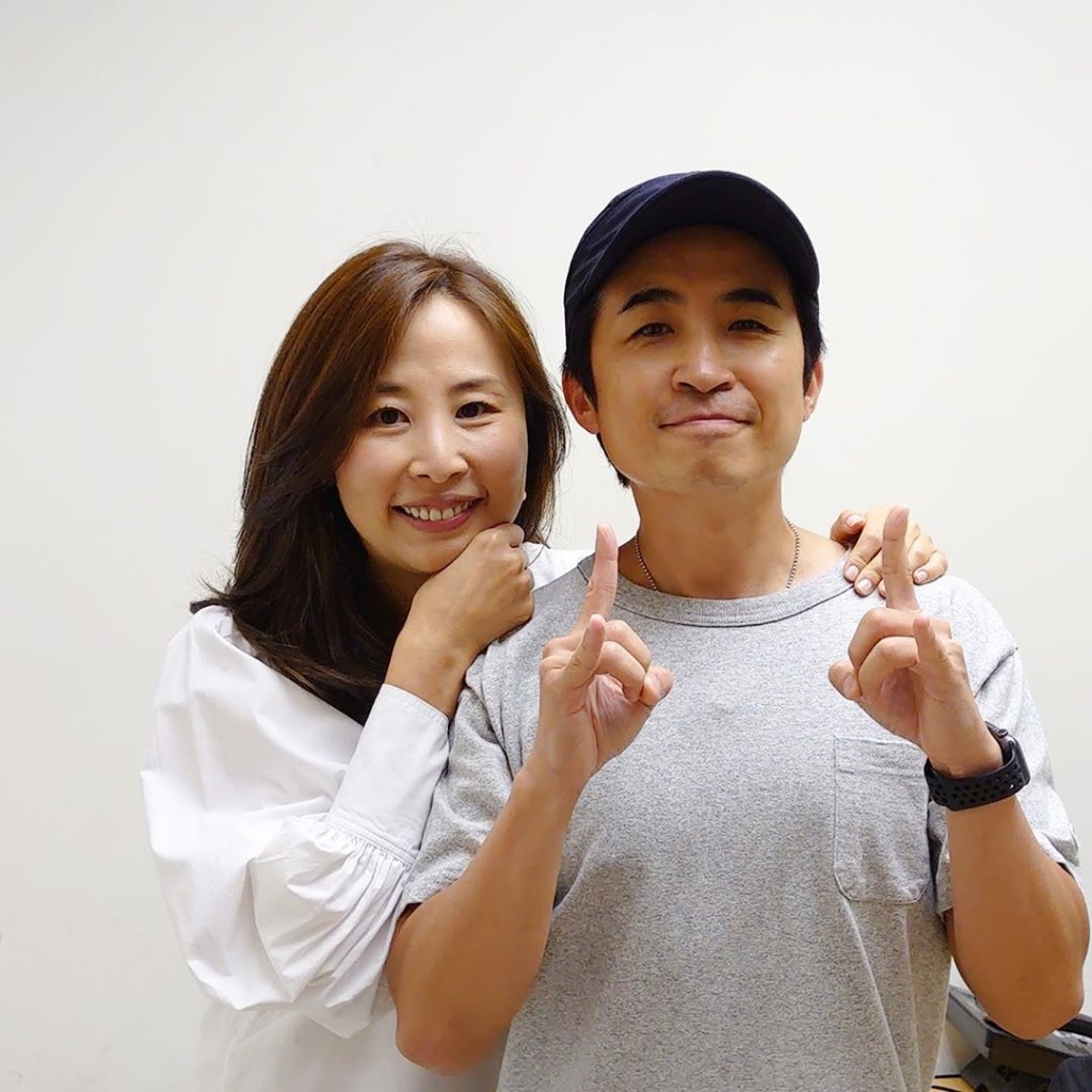 早前商台DJ當奴分享與舊同事蘭茜合照，網民大讚蘭茜箍牙後靚咗。