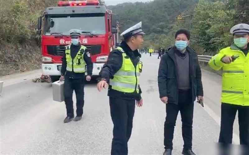 交警、公路等部門到場。網圖