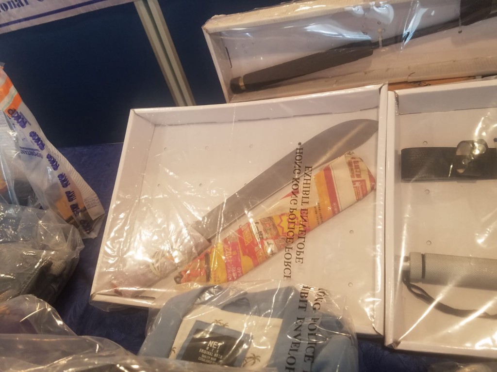警方搜出武器