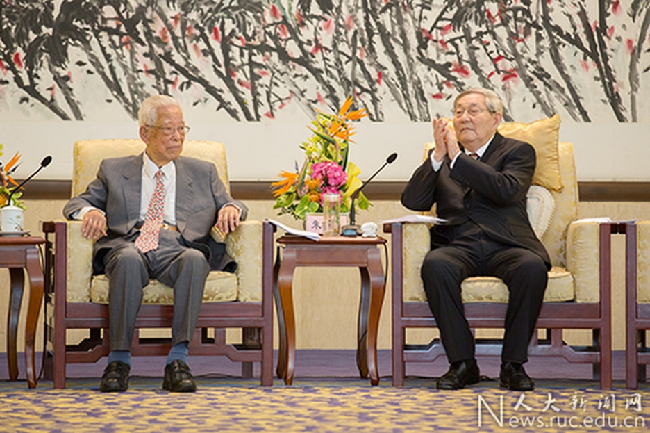 朱鎔基講話字字珠磯、言顯風骨。人大新聞網 朱鎔基講話字字珠磯、言顯風骨。人大新聞網
