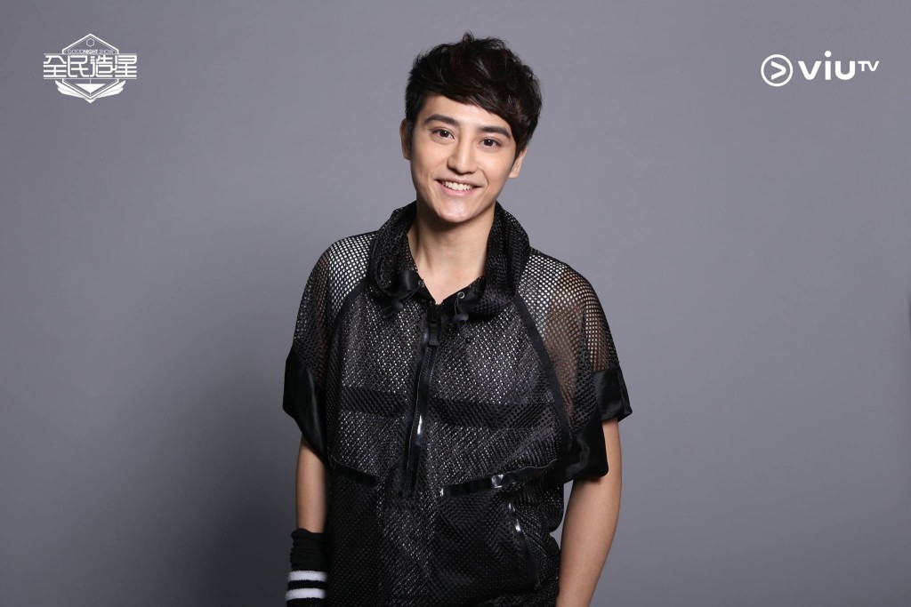 羅啟聰在2018年參加《全民造星I》,當時他以花名「狗毛」參加比賽。 羅啟聰在2018年參加《全民造星I》,當時他以花名「狗毛」參加比賽。