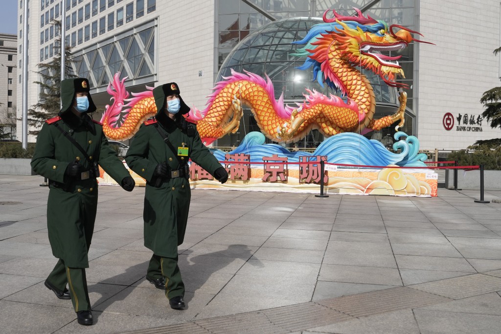 兩會即將開幕，北京加強了保安。　美聯社