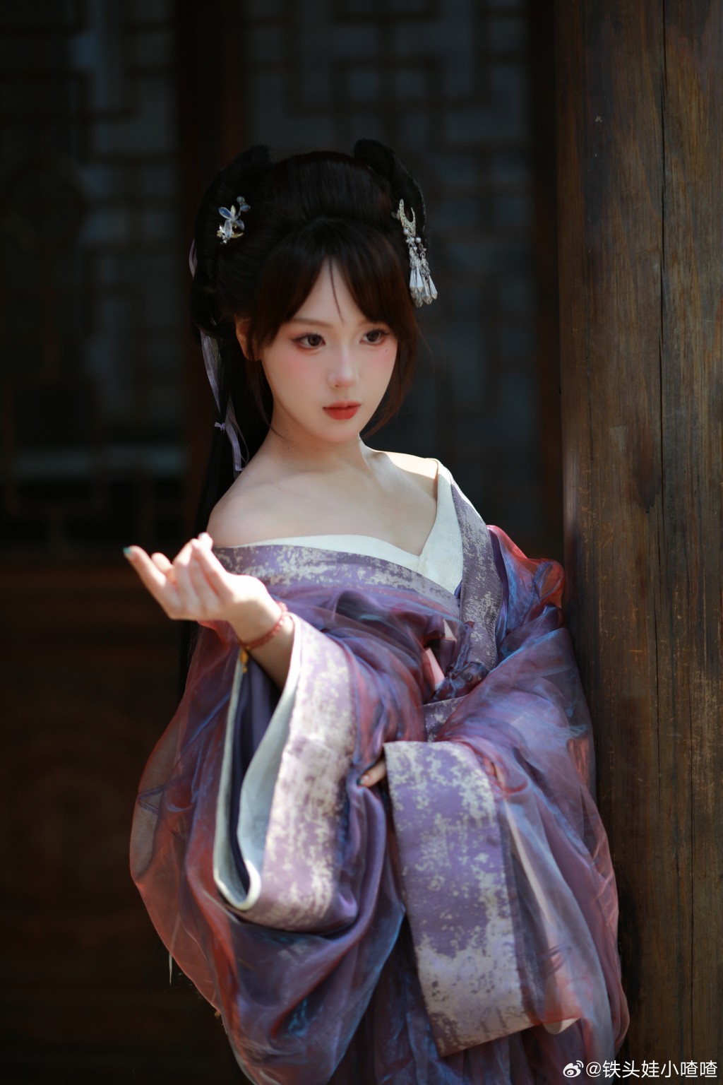 “喳喳”是人气电竞旁述。微博 “喳喳”是人气电竞旁述。微博