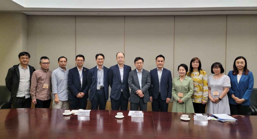 勞工界「三加六」代表與孫玉菡會面。