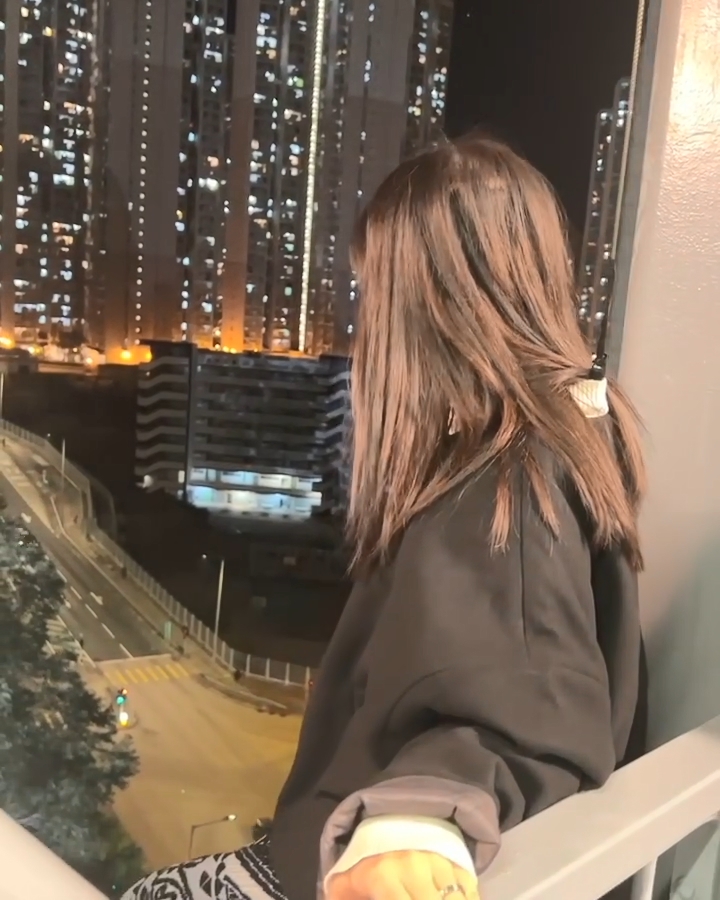 譚嘉儀全程親身上陣,勇氣可嘉。 譚嘉儀全程親身上陣,勇氣可嘉。