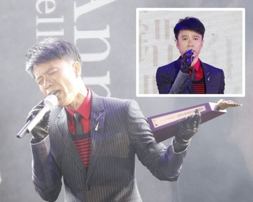 李克勤表示難掩內心激動,於台上一度哽咽。