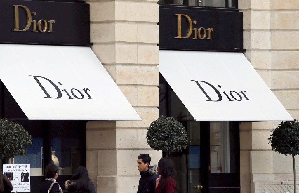 Dior外判製造商被指剝削中國黑工。(路透社)