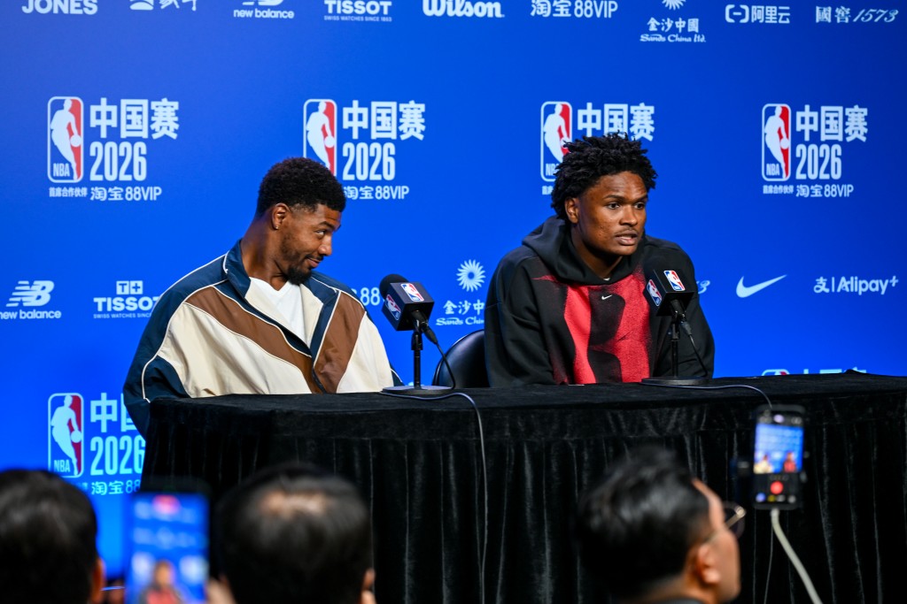 NBA中国赛独行侠vs火箭。魏国谦摄