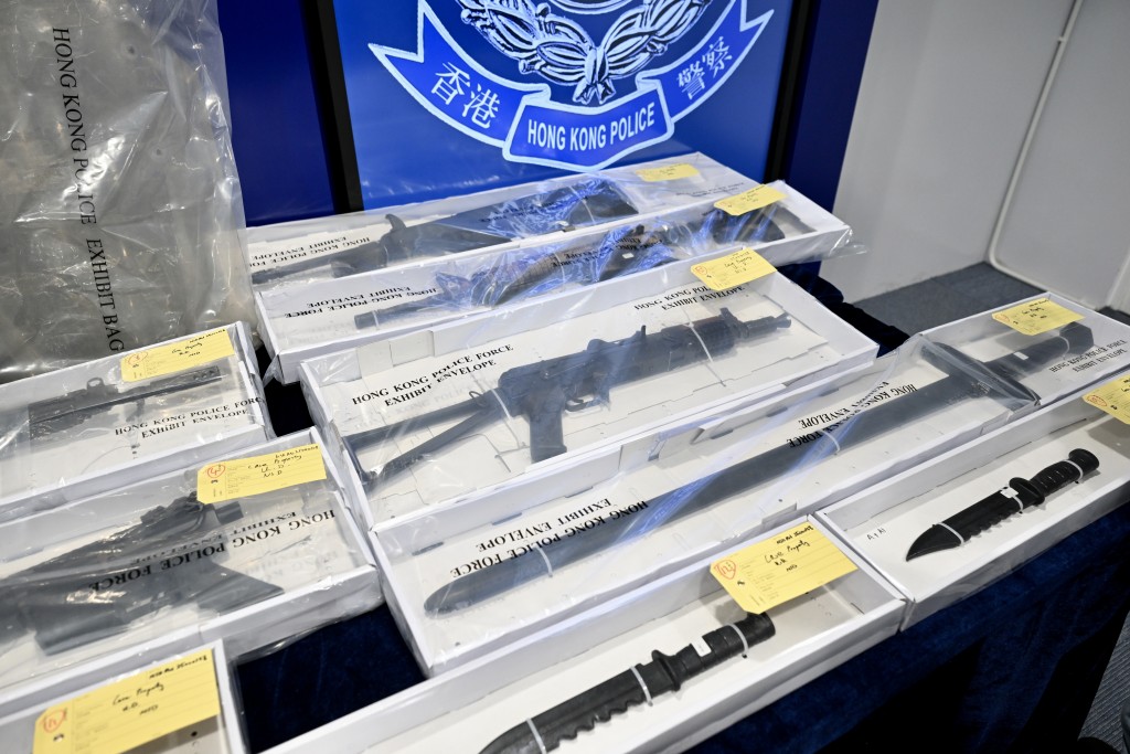 警務處國安處展示證物。劉駿軒攝 警務處國安處展示證物。劉駿軒攝